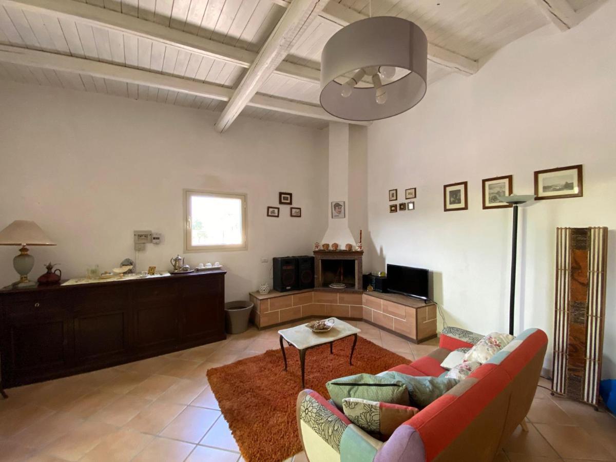 Uliveto Nonno Giacomo Rosolini Exterior photo